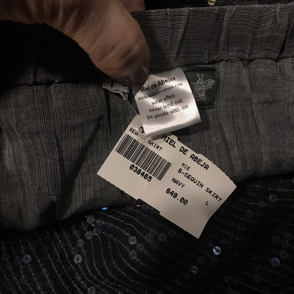 Abeja Boutique Miel De Abeja NWT Sequin Silk Skirt - Picture 8 of 8